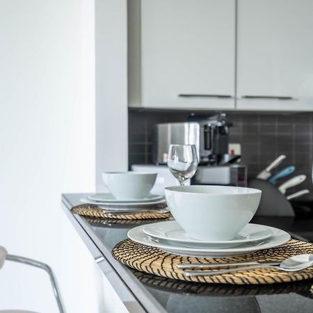 Guestready Holiday Homes - Concrete Jungle Дубай Екстериор снимка